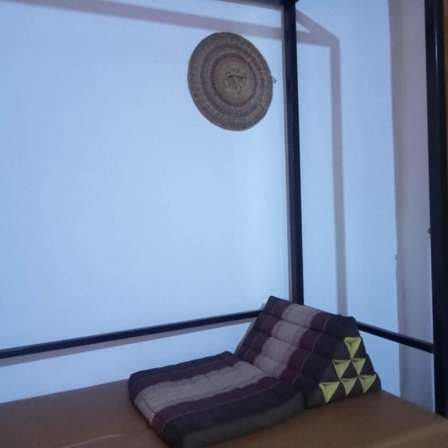 Nomad Guesthouse Кратьэх Экстерьер фото
