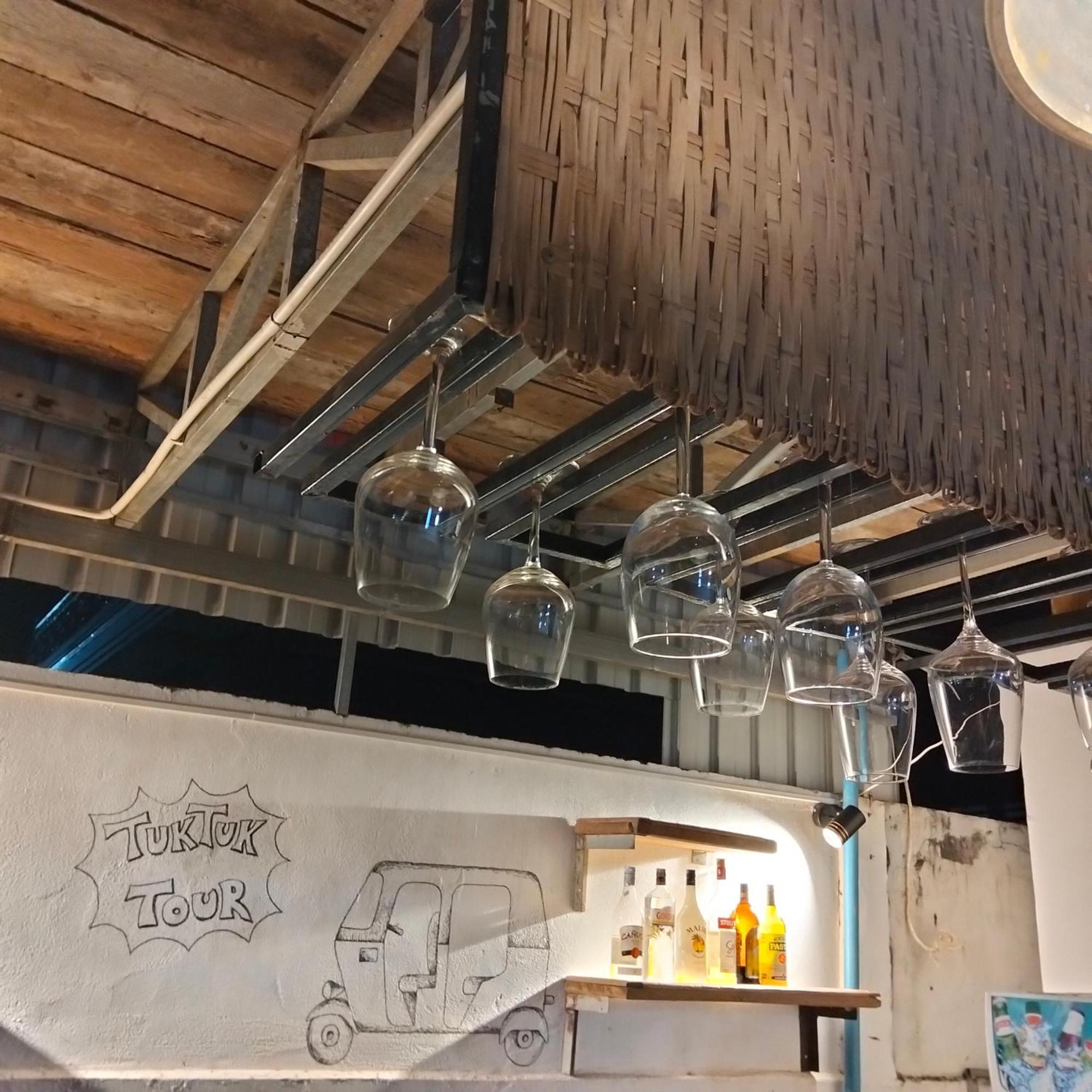 Nomad Guesthouse Кратьэх Экстерьер фото