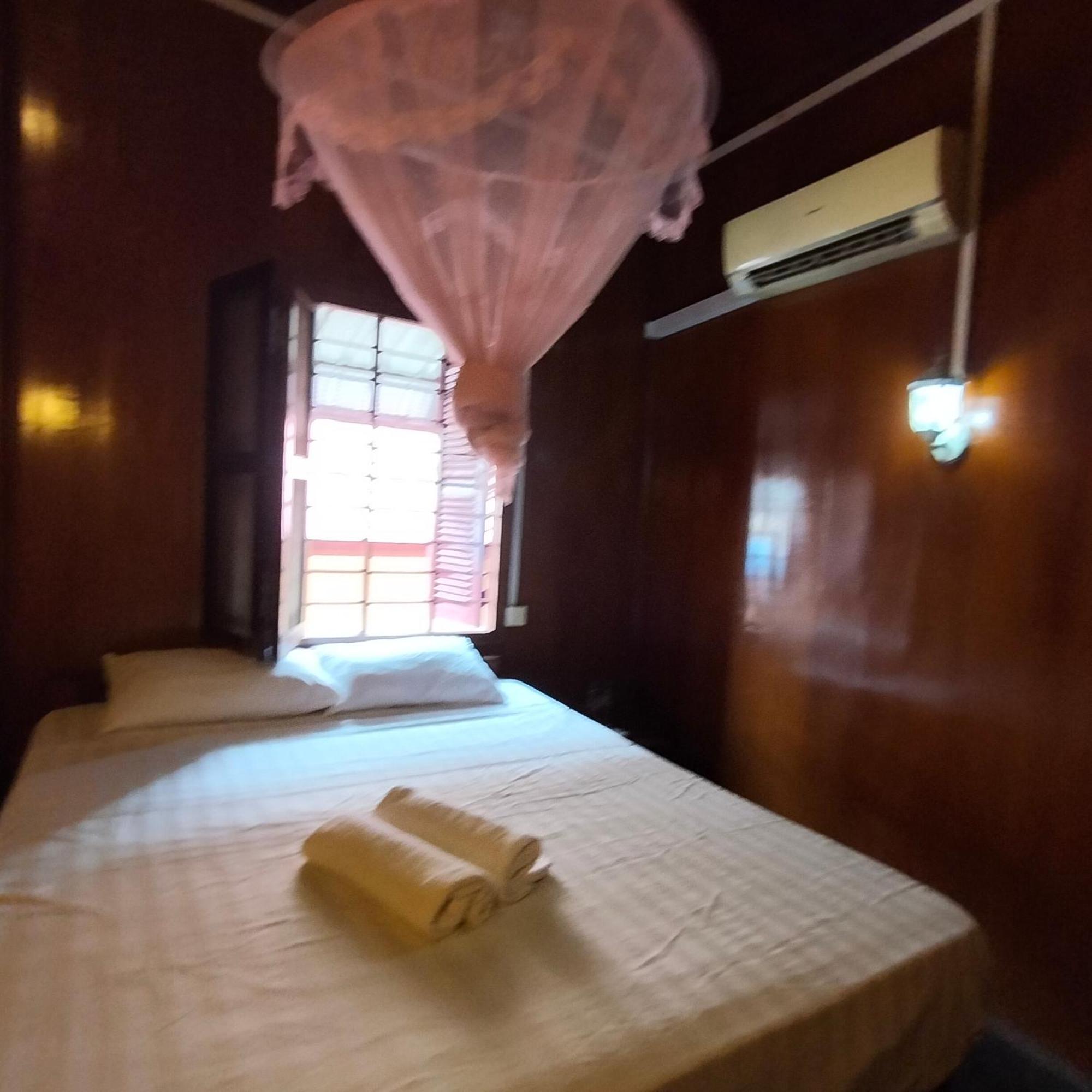 Nomad Guesthouse Кратьэх Экстерьер фото